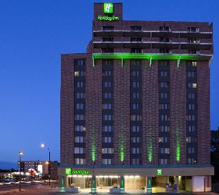 Holiday Inn Winnipeg Airport West logo